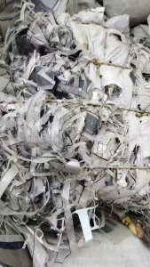 大量出售烤漆片废料