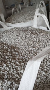 出售PTA做出来的颗粒料