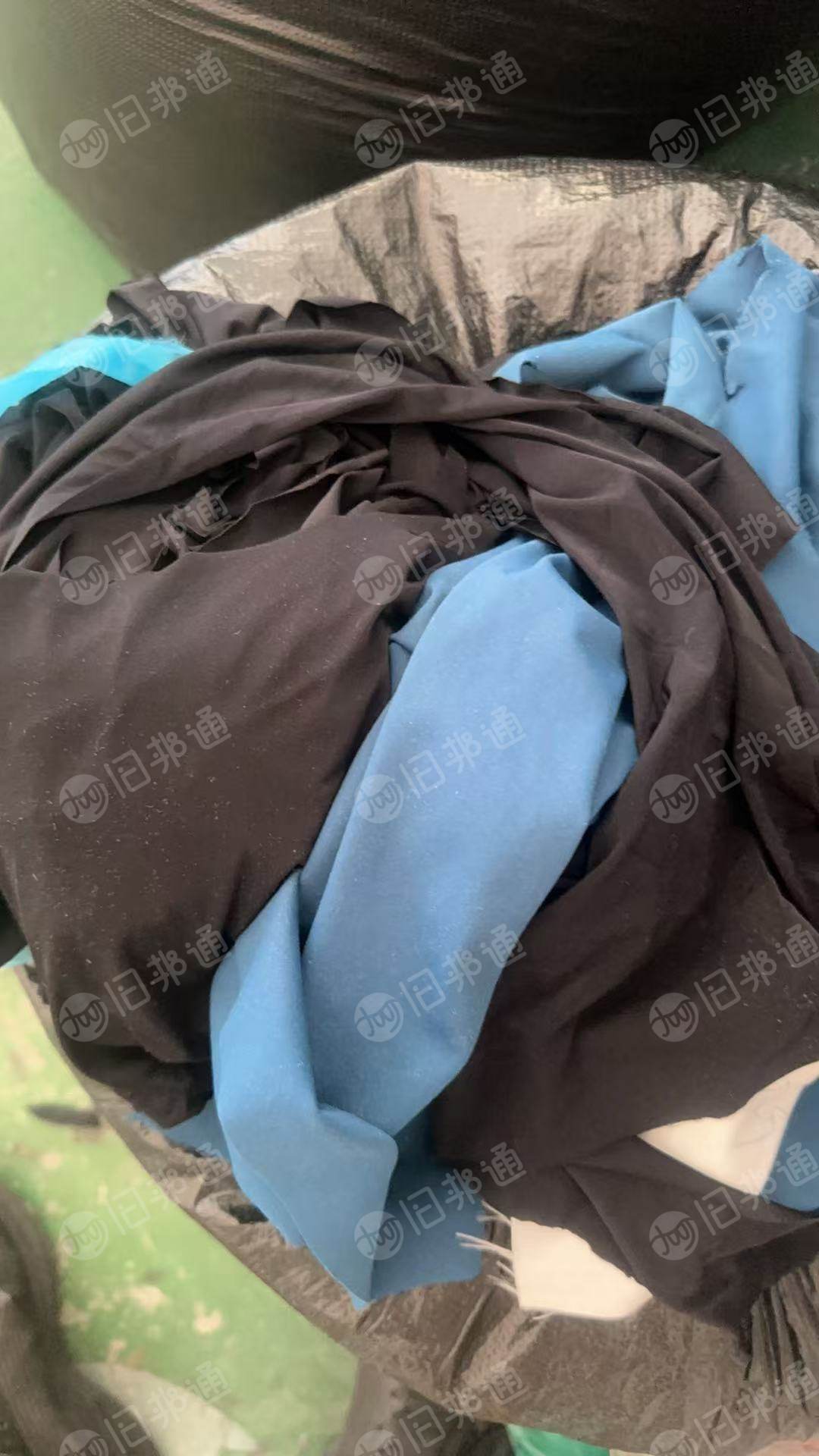 长期出售锦纶废布，锦氨废布，泳装，瑜伽，裤子，里布，有弹无弹的都有，月供50吨左右