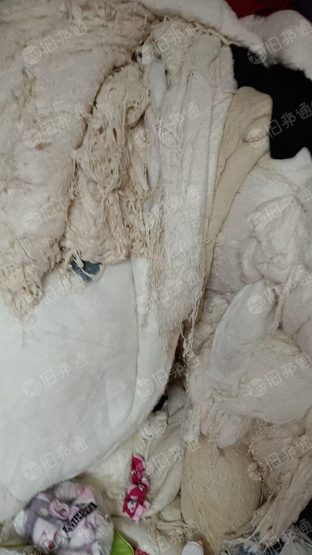 出售一批蚕丝被, 现货500-600斤,货在云南丽江