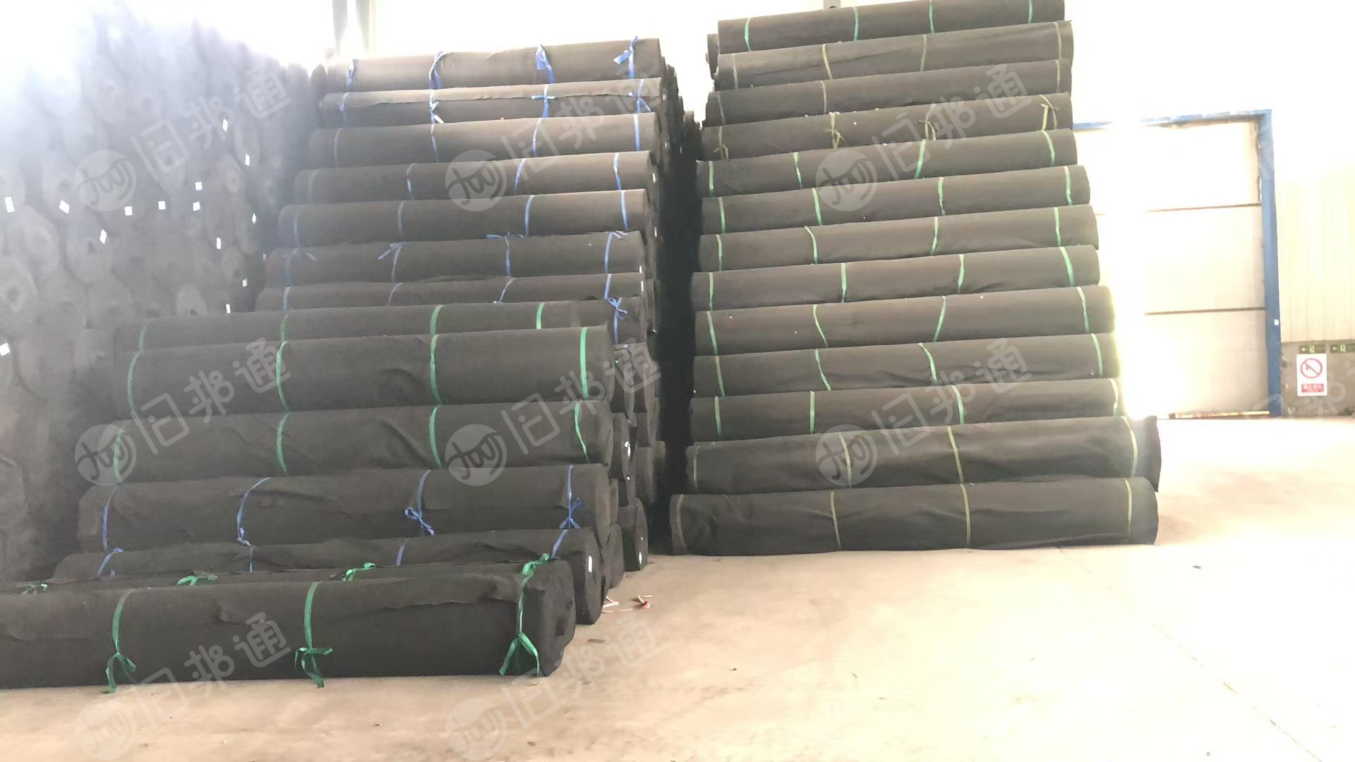 长期出售成品黑色毛毡布,土工布,也可以分切,5公分-1米多都有,货在山东聊城