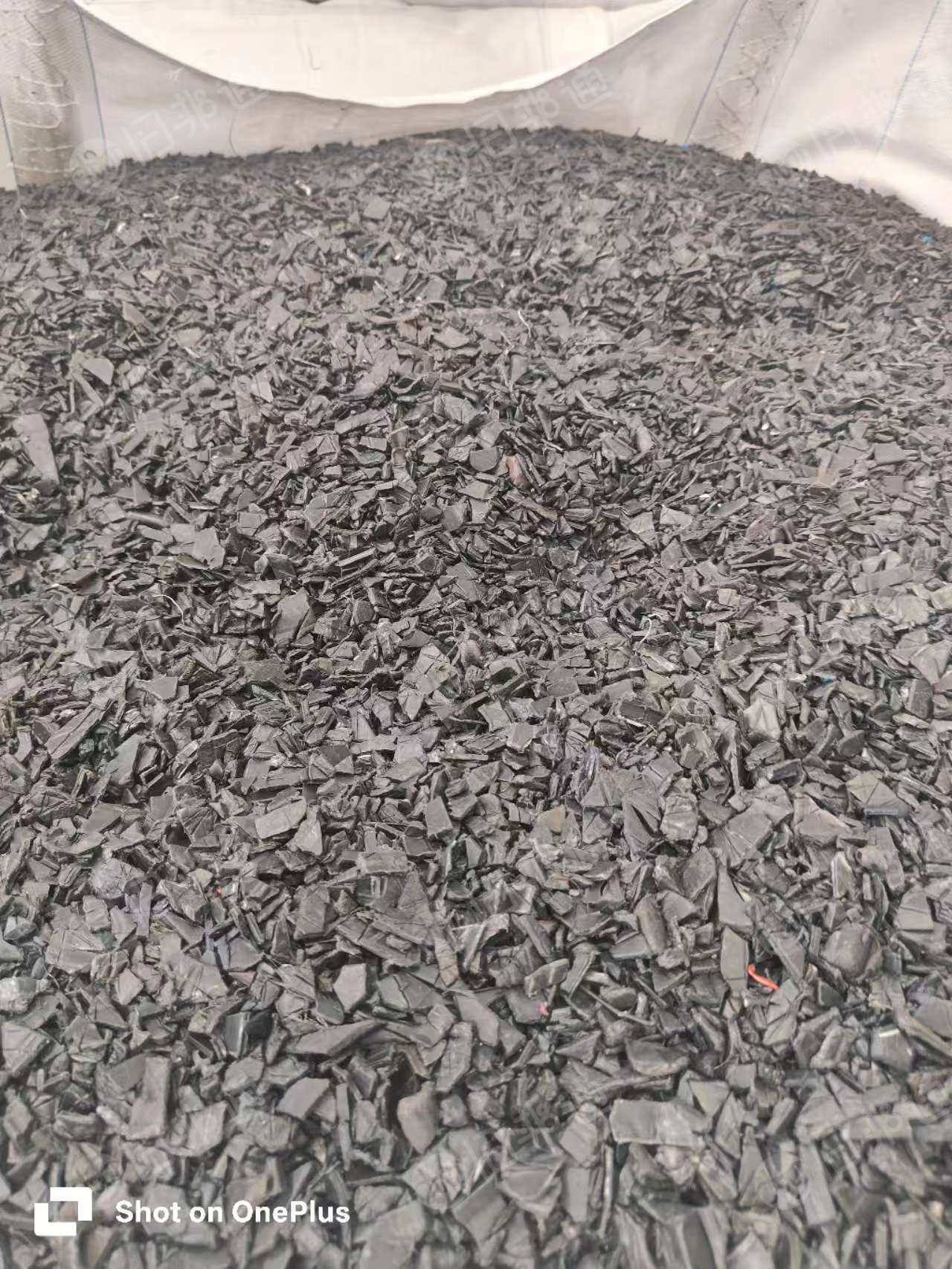 长期出售pp电瓶壳破碎料，全漂，现货200多吨