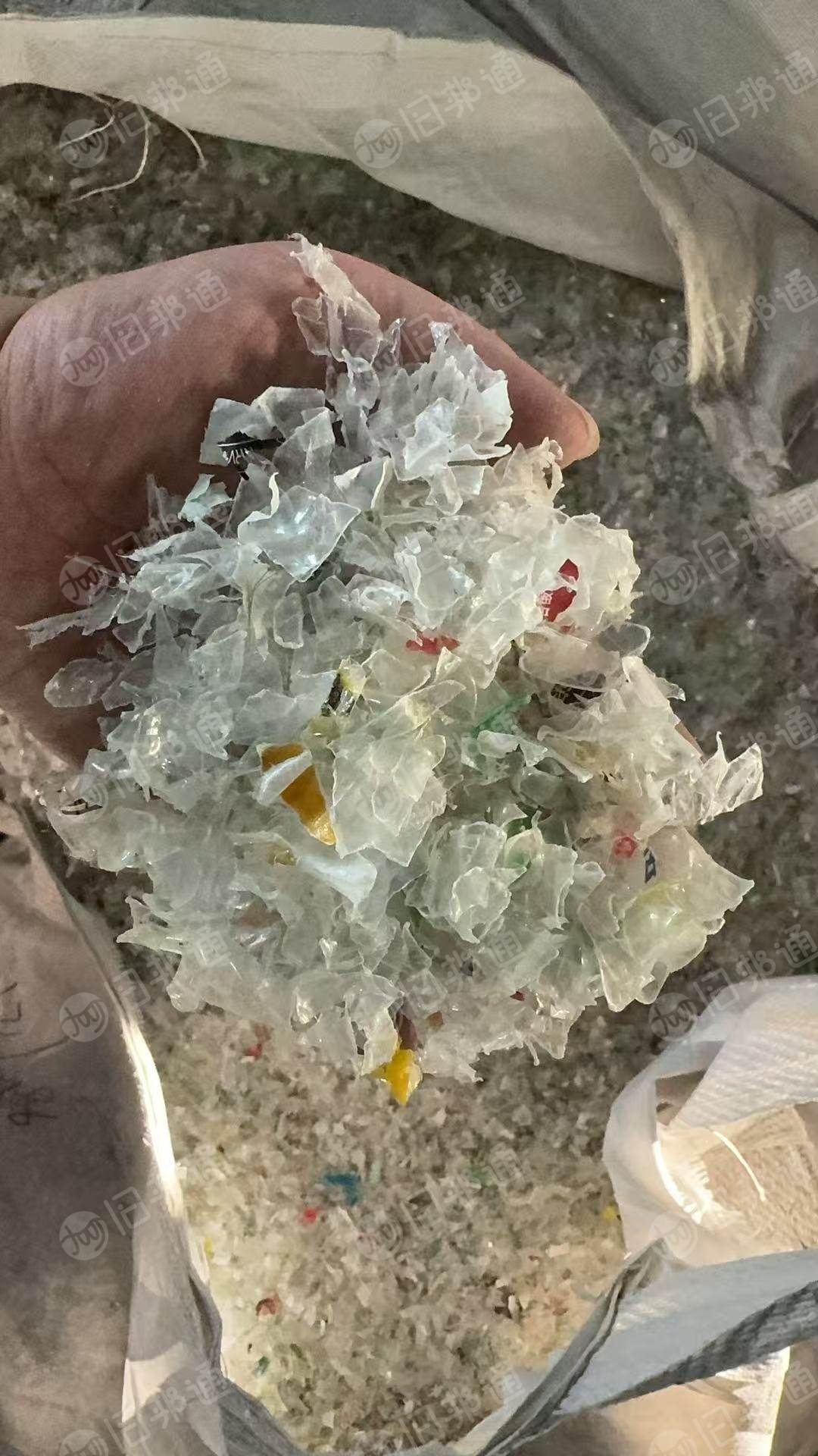 长期出售pet瓶片尾料，pet瓶片含量70-80左右