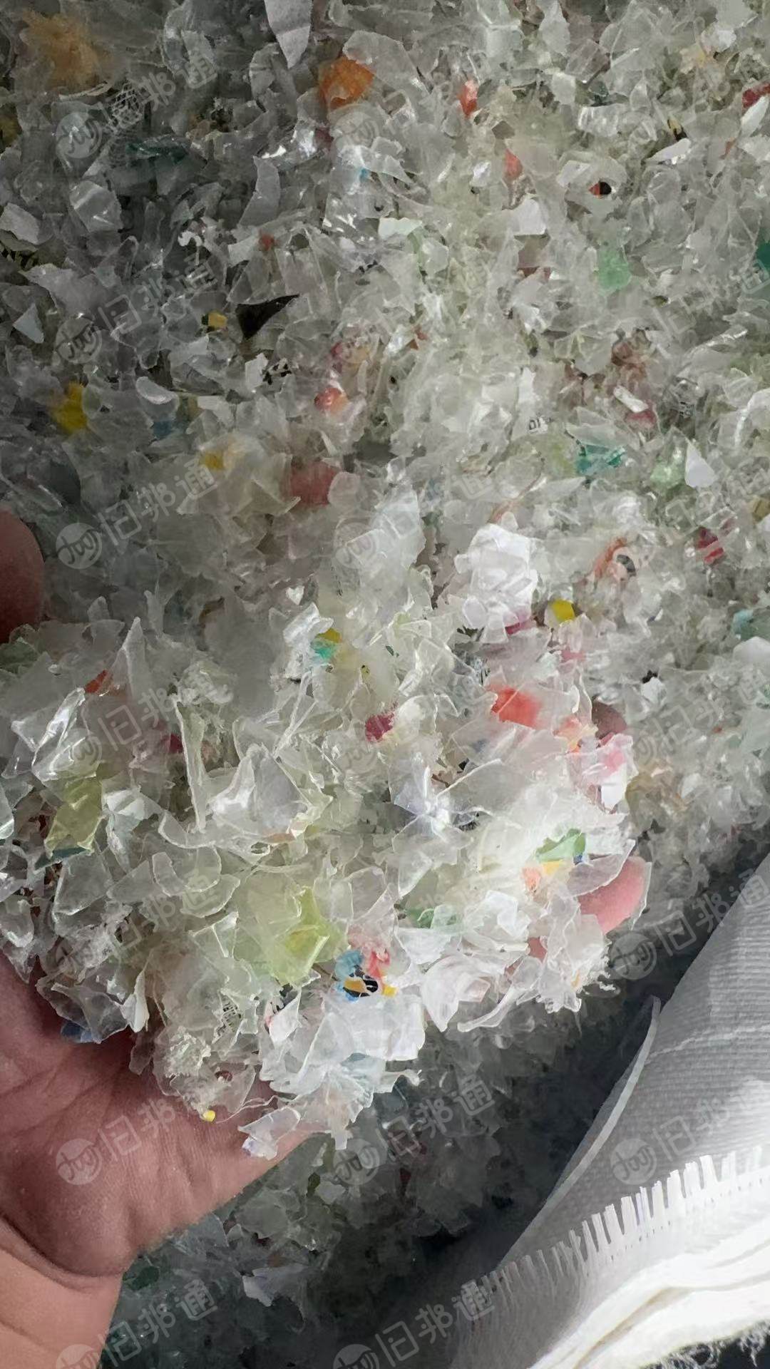 长期出售pet瓶片尾料，pet瓶片含量70-80左右