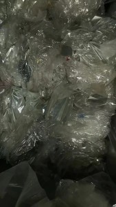 长期出售彩印厂下来的pet膜,彩膜和透明膜,无胶,分开压包,现货够9.6一车
