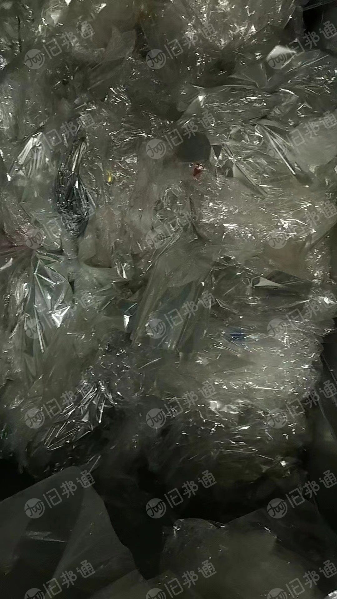 长期出售彩印厂下来的pet膜，彩膜和透明膜，无胶，分开压包，现货够9.6一车