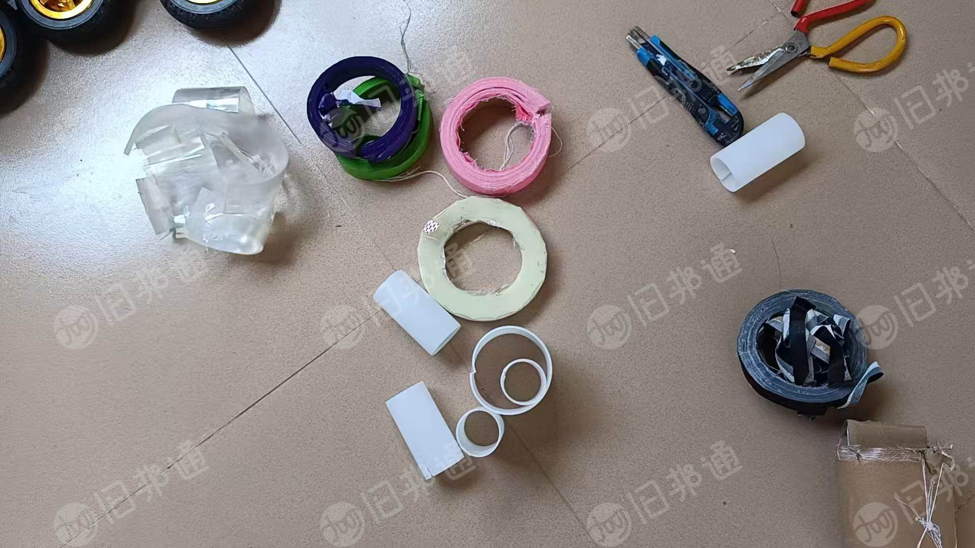 长期出售杂色美纹纸切头料