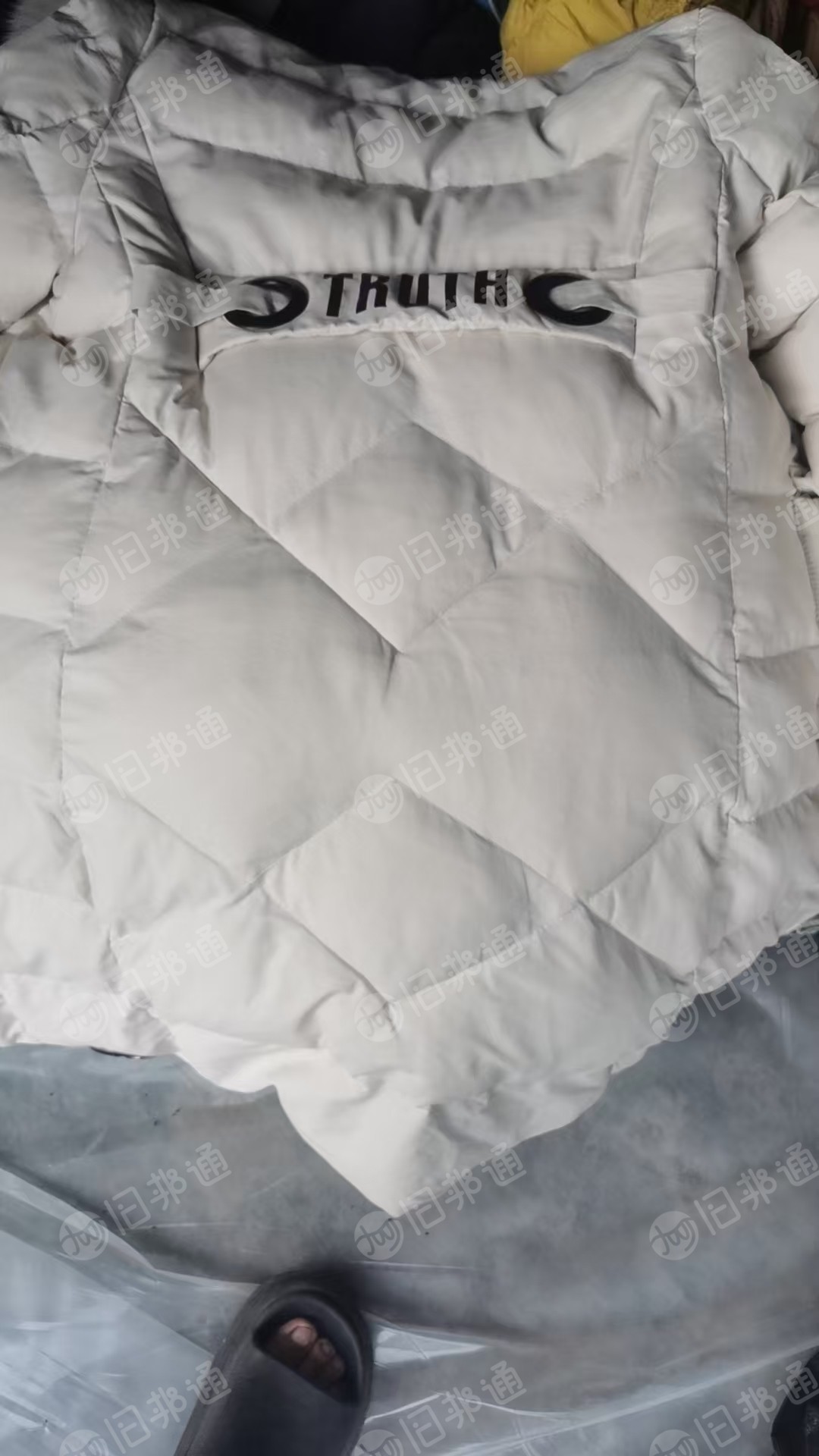 长期出售旧衣服统货，旧衣服分拣货，旧棉被，冬装，夏装，毛衣等，货在四川达州