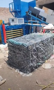 长期出售PET打包带废料，PET打包带毛料