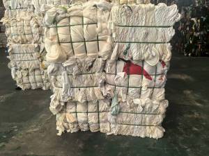 长期大量出售旧衣服大白，大白开花料，现货百来吨