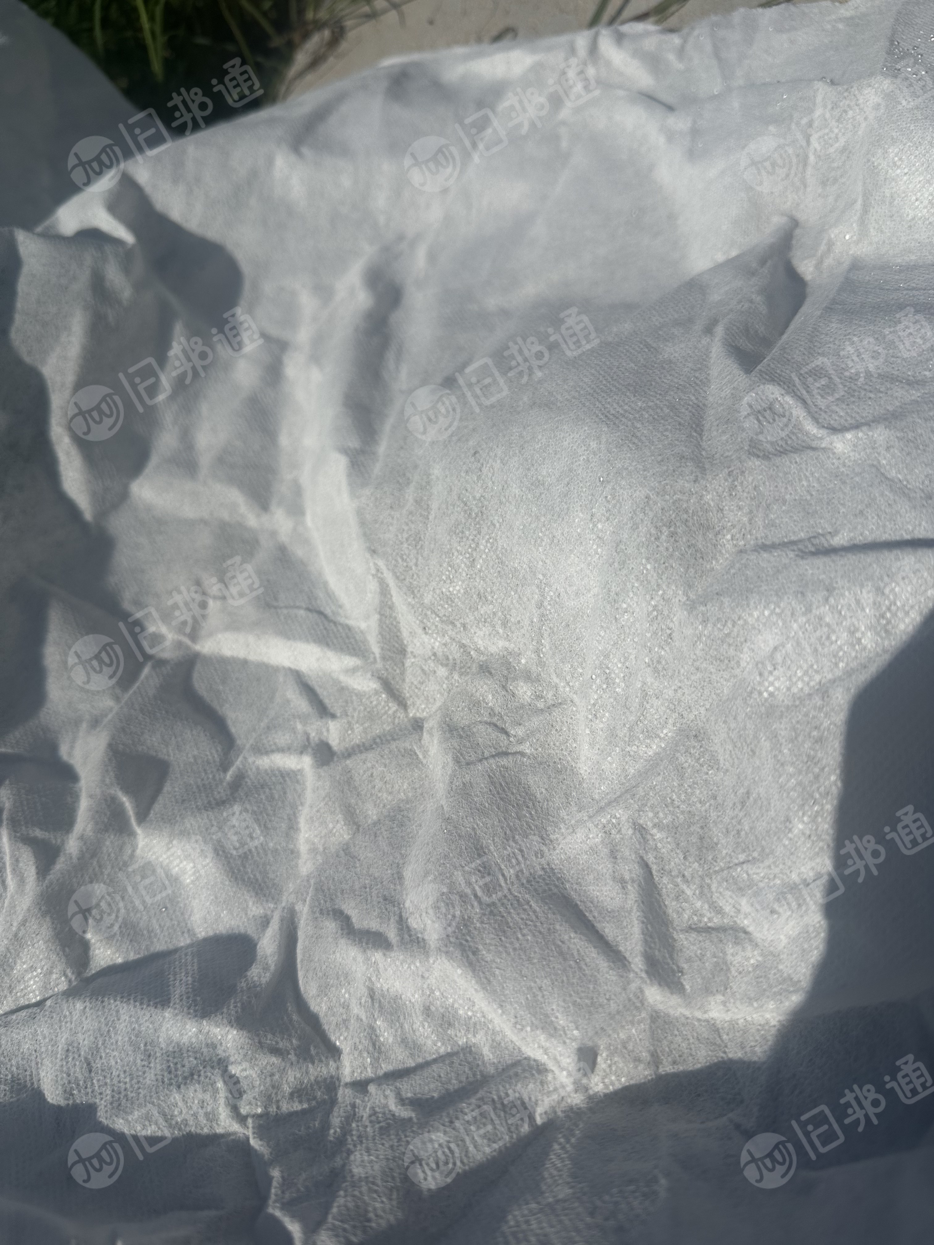 出售包铝合金下来的pp无纺布，pp无纺布边角料，会带铝屑，每个月二十吨左右的货