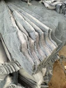 长期出售挡风被边角料，毛绒废布边角料等，现货只有几吨，货在安徽六安