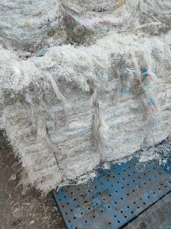 长期出售水粉编织袋破碎料，月供150吨左右