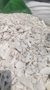 长期出售PVC大小管破碎料