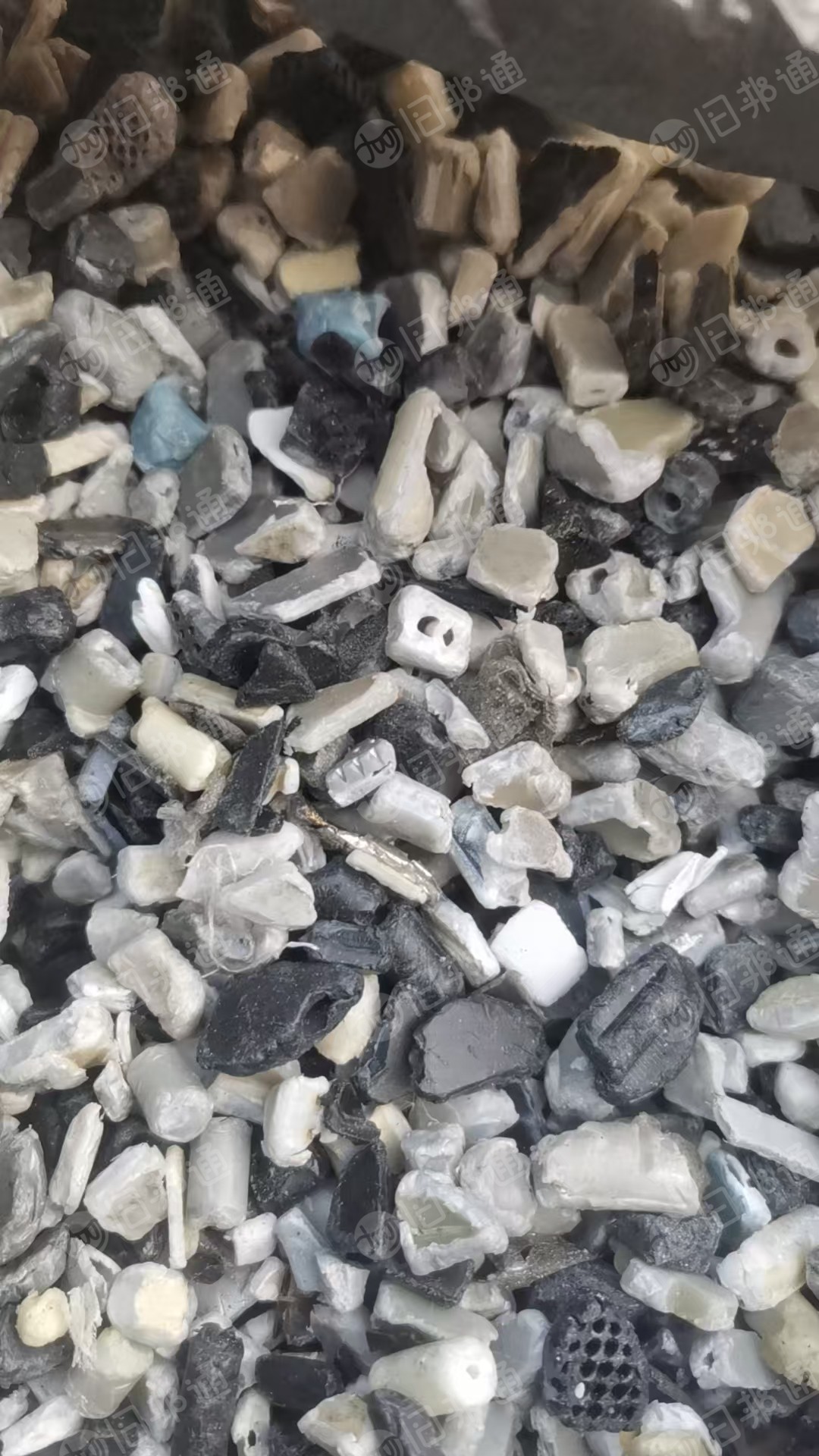出售洗衣机破碎料,abs跟pp的统货一起出,现货20吨