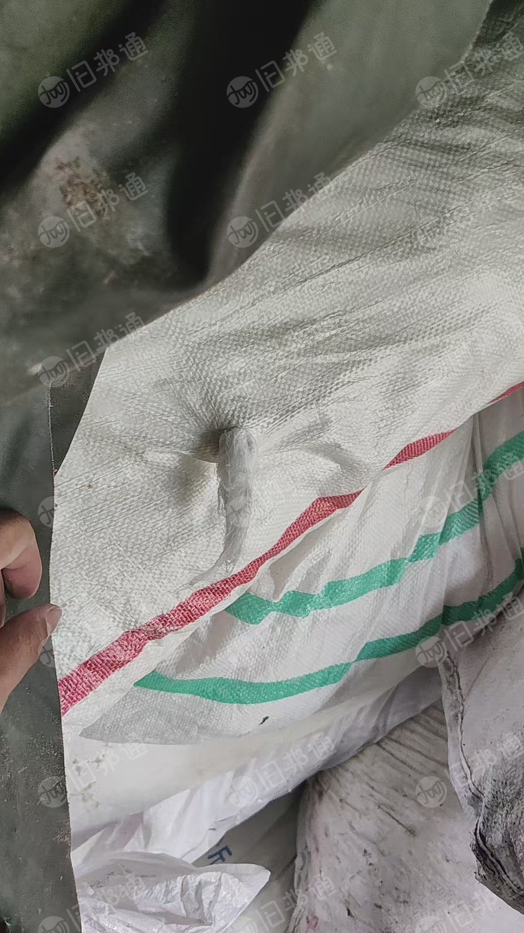 长期出售锦纶废丝，尼龙废丝，锦纶重丝，半消光，现货有十来吨，货在福建泉州