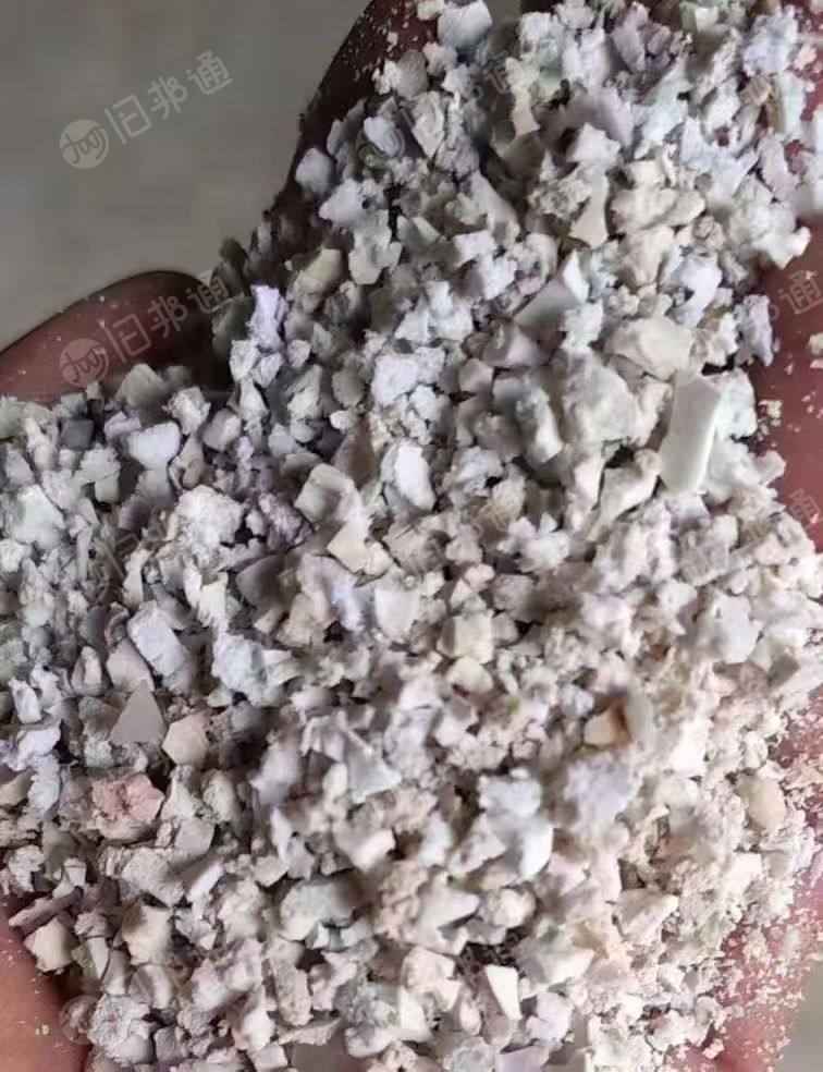 出售环保PVC发泡料，各色PVC吹气料，大量生产