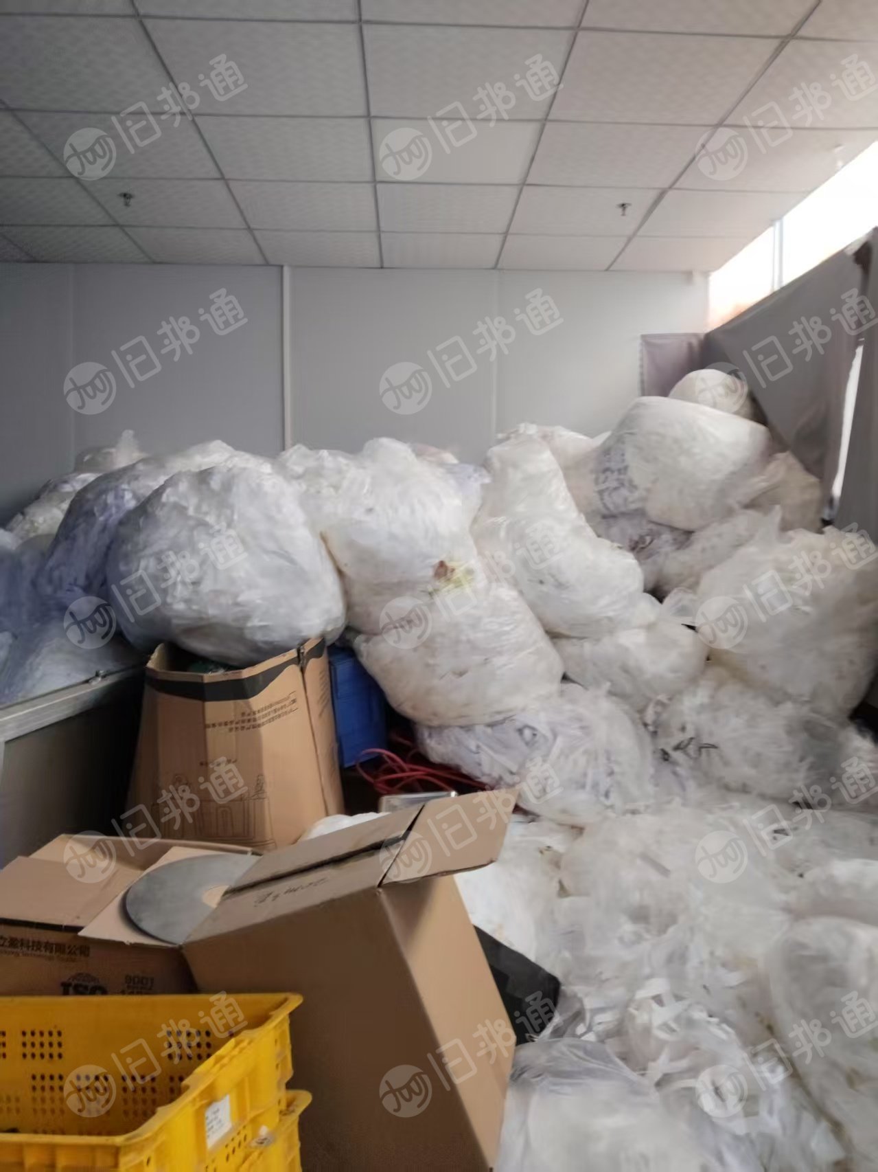出售铝带隔离白纸边，有几十包