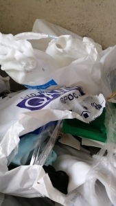 长期出售PE胶头，PE机头料