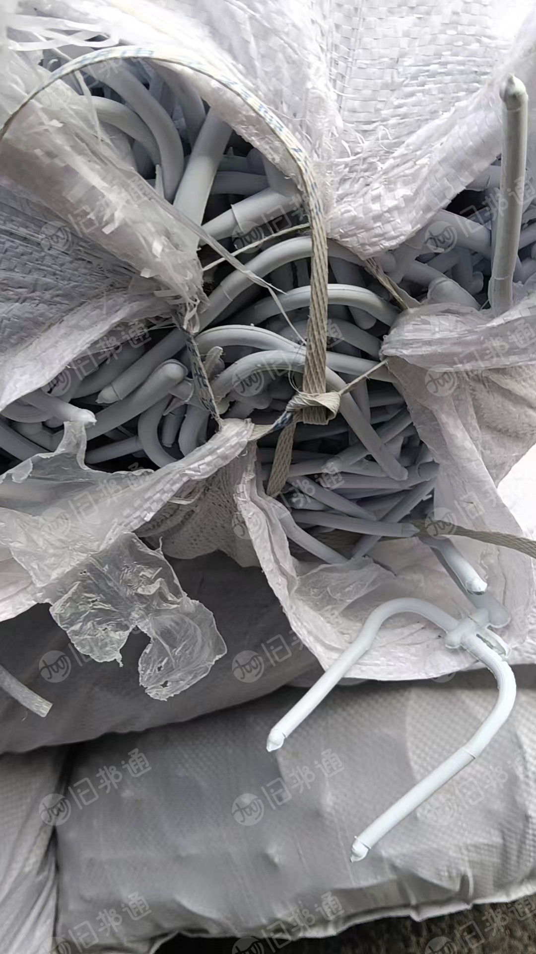 长期出售PVC线管，机头料，水口料，月供100多吨