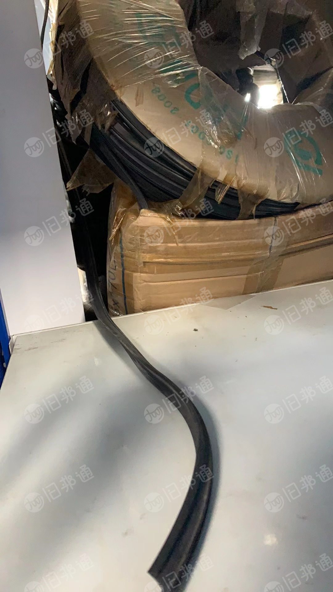 处理库存的三元乙丙橡胶密封条