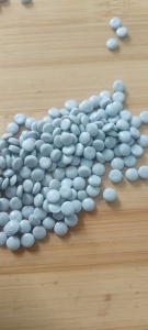 出售PE原料袋颗粒,袋皮颗粒,120的3层加二层80的一个底网,二部模头过网,纯乙的无精点无水泡