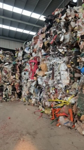 长期大量出售下脚料，黑料，燃烧料，货在浙江杭州