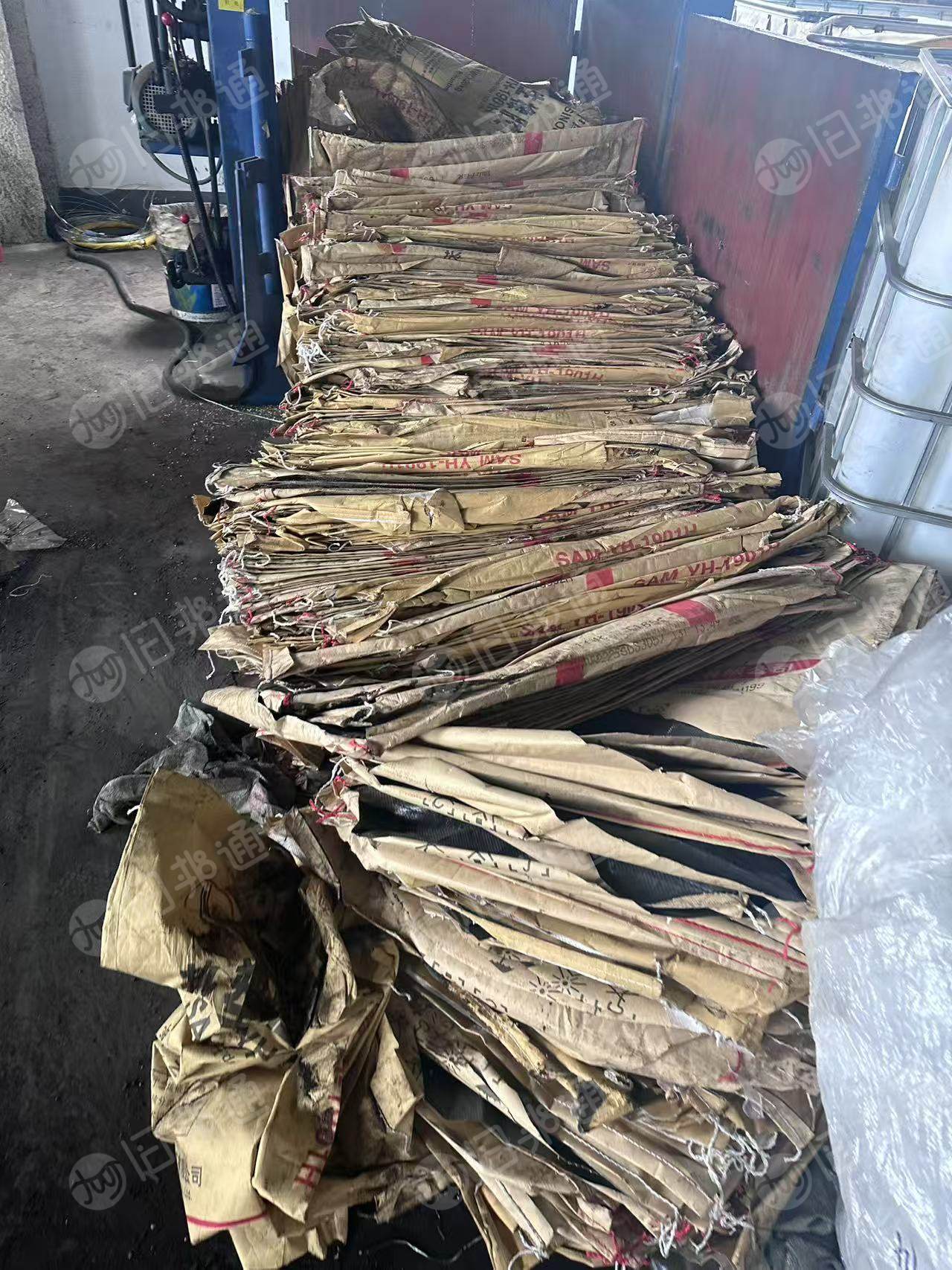 出售废旧牛皮纸塑袋