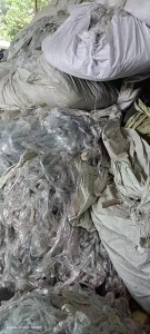 长期出售透明pvc膜废料,够车发走