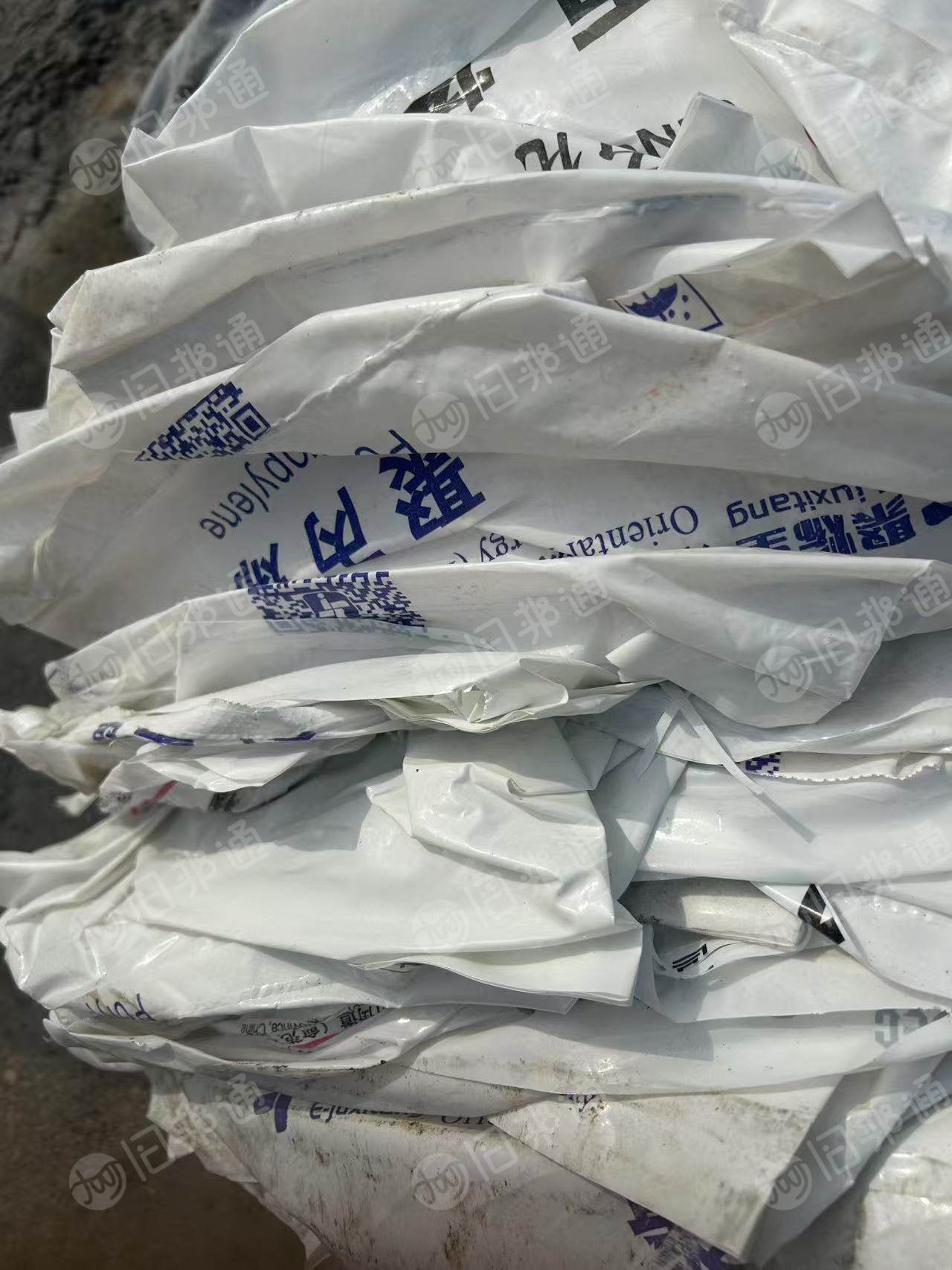 长期出售干造乳白袋，装pp/pe颗粒