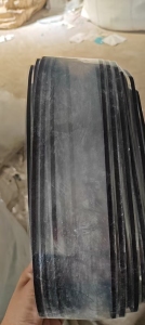 出售PET电影带废料,两遍黑色的是复合PP,月供六米八一车