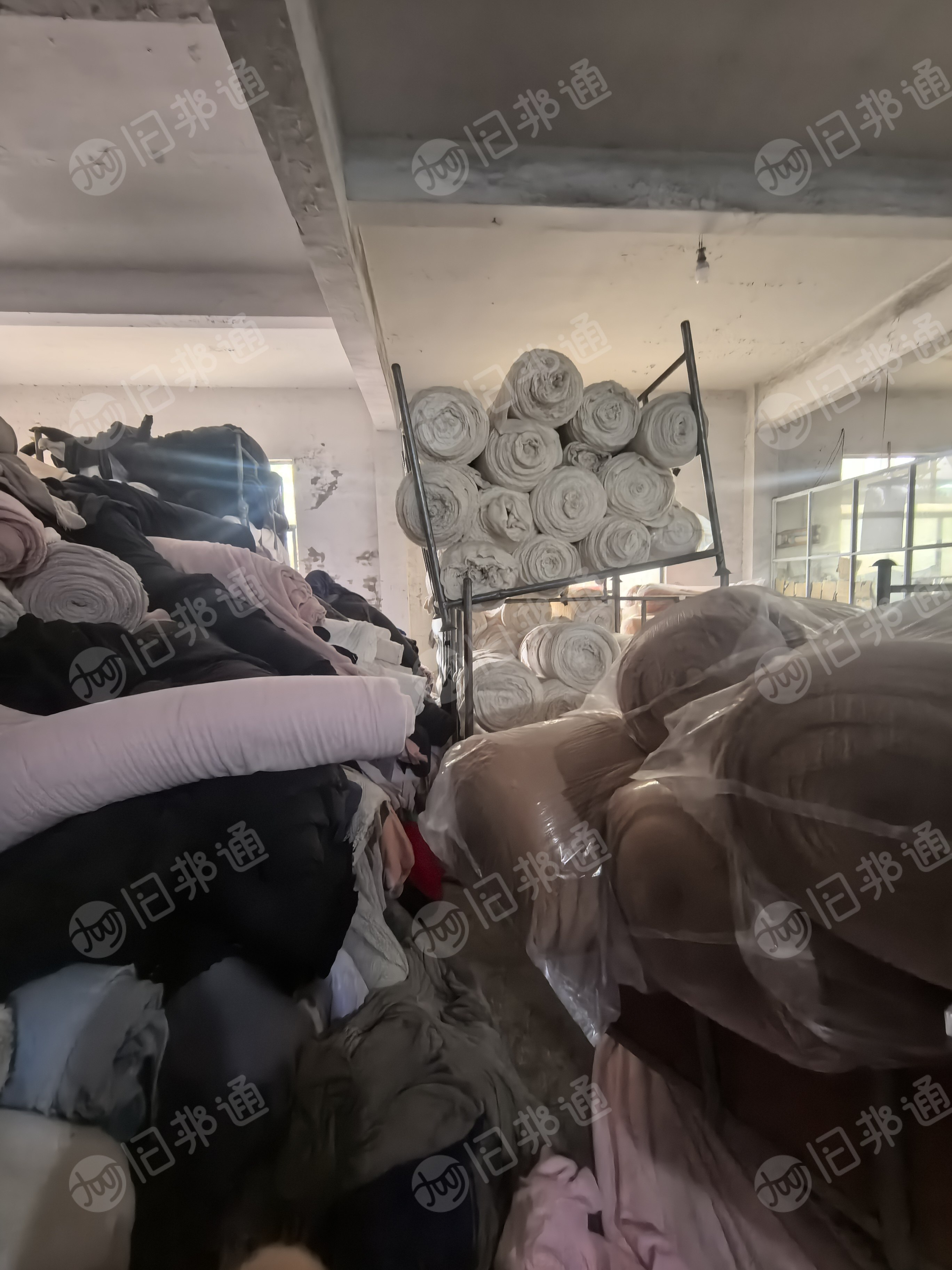 出售舒棉绒卷布，大小卷都有，单面绒，库存布，现货20-30吨，江苏江阴