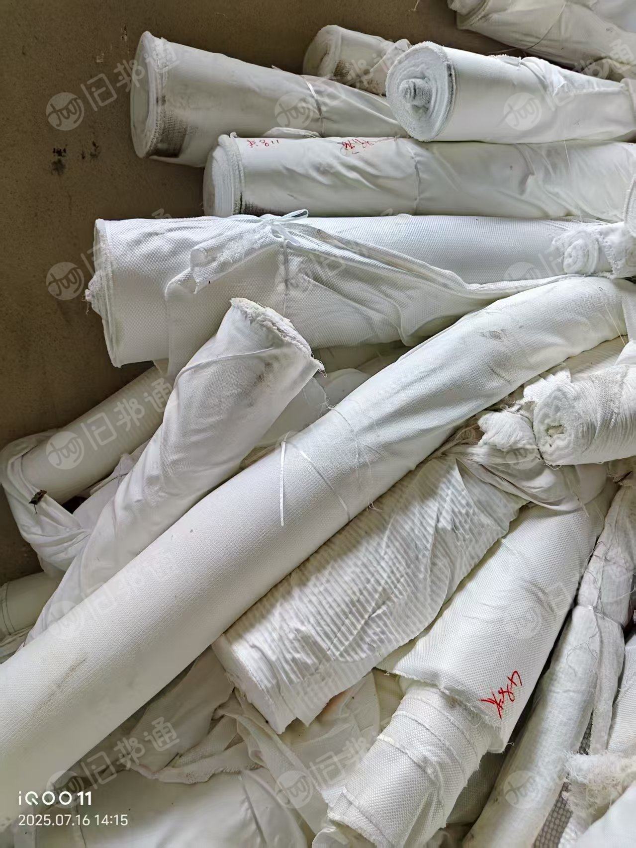 出售工业布的卷布，涤纶的涤锦的，现货6-7吨，在江苏江阴，欢迎来电！