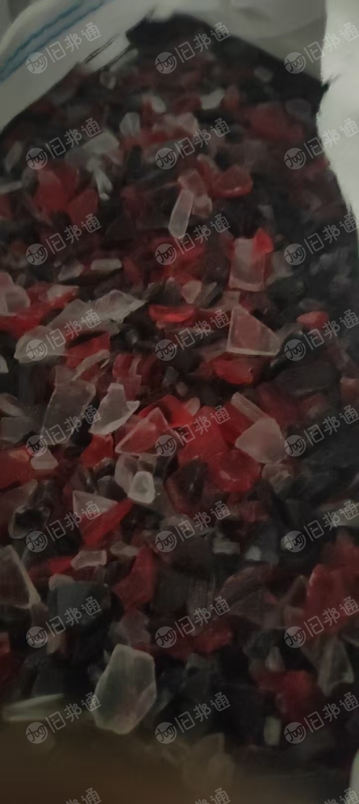 长期出售亚克力破碎料