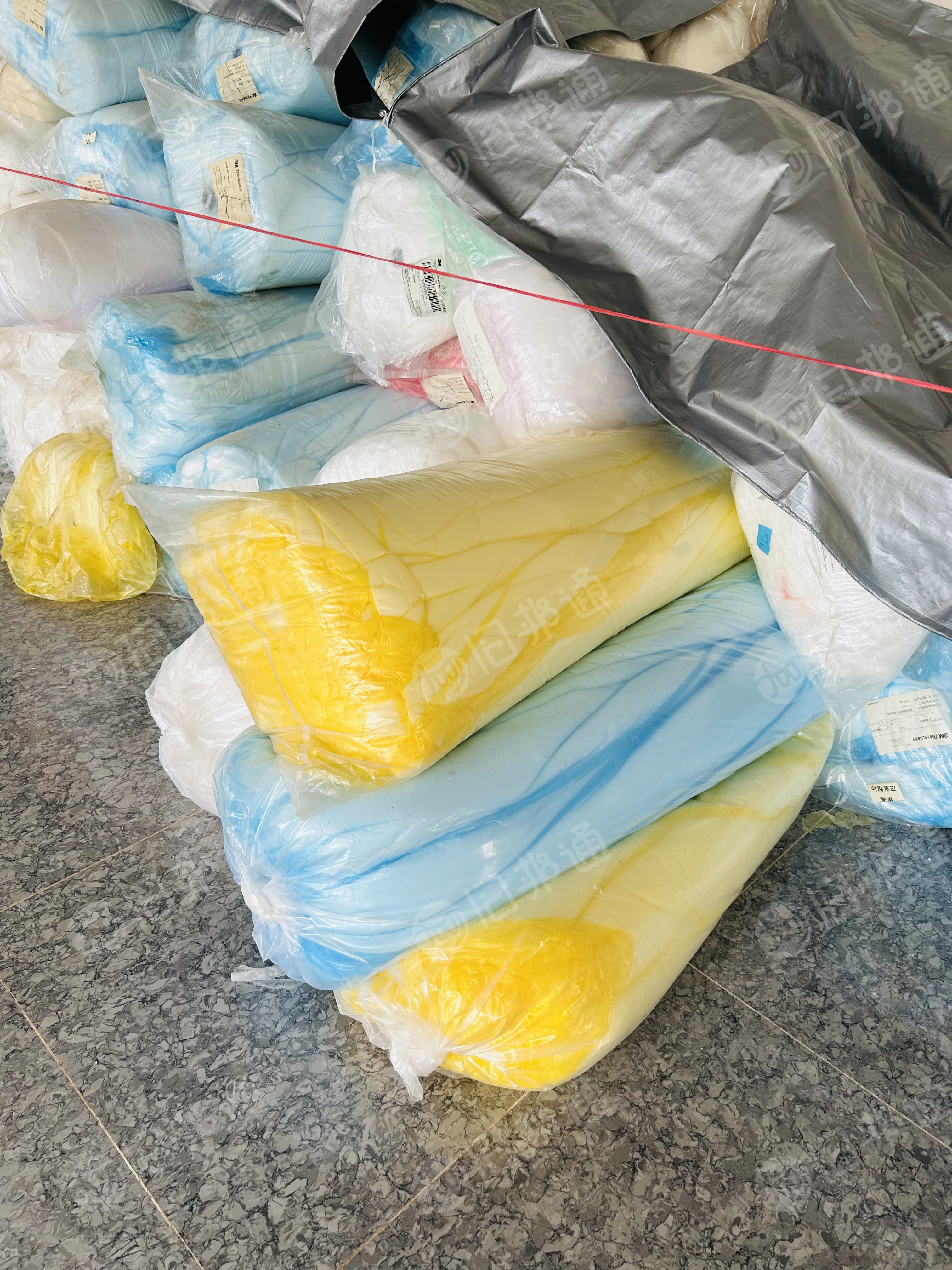 长期出售废棉料，化纤棉，涤纶纤维，现货十来吨