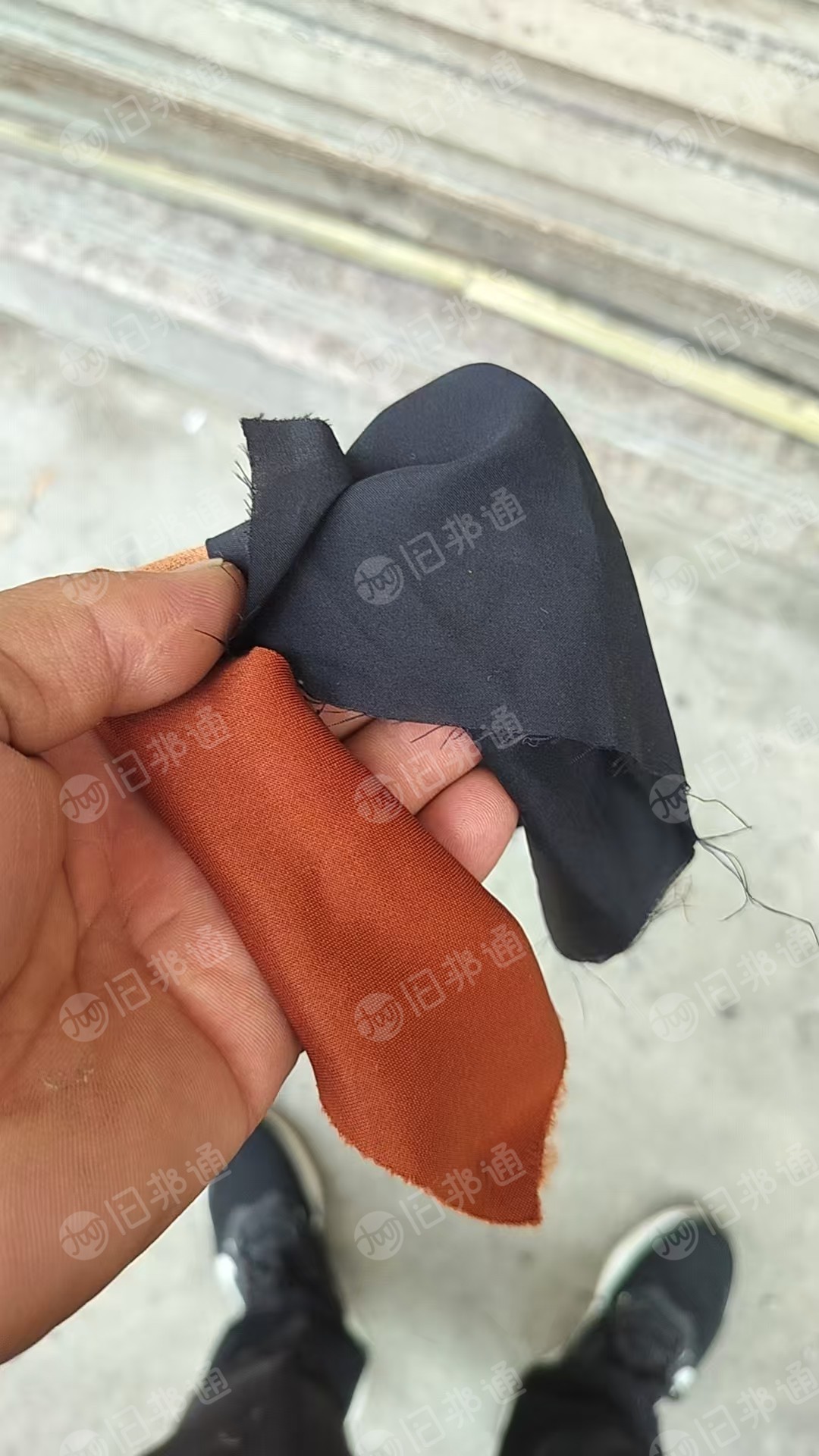 长期出售涤纶废布，涤纶废布边角料，现货三四吨左右