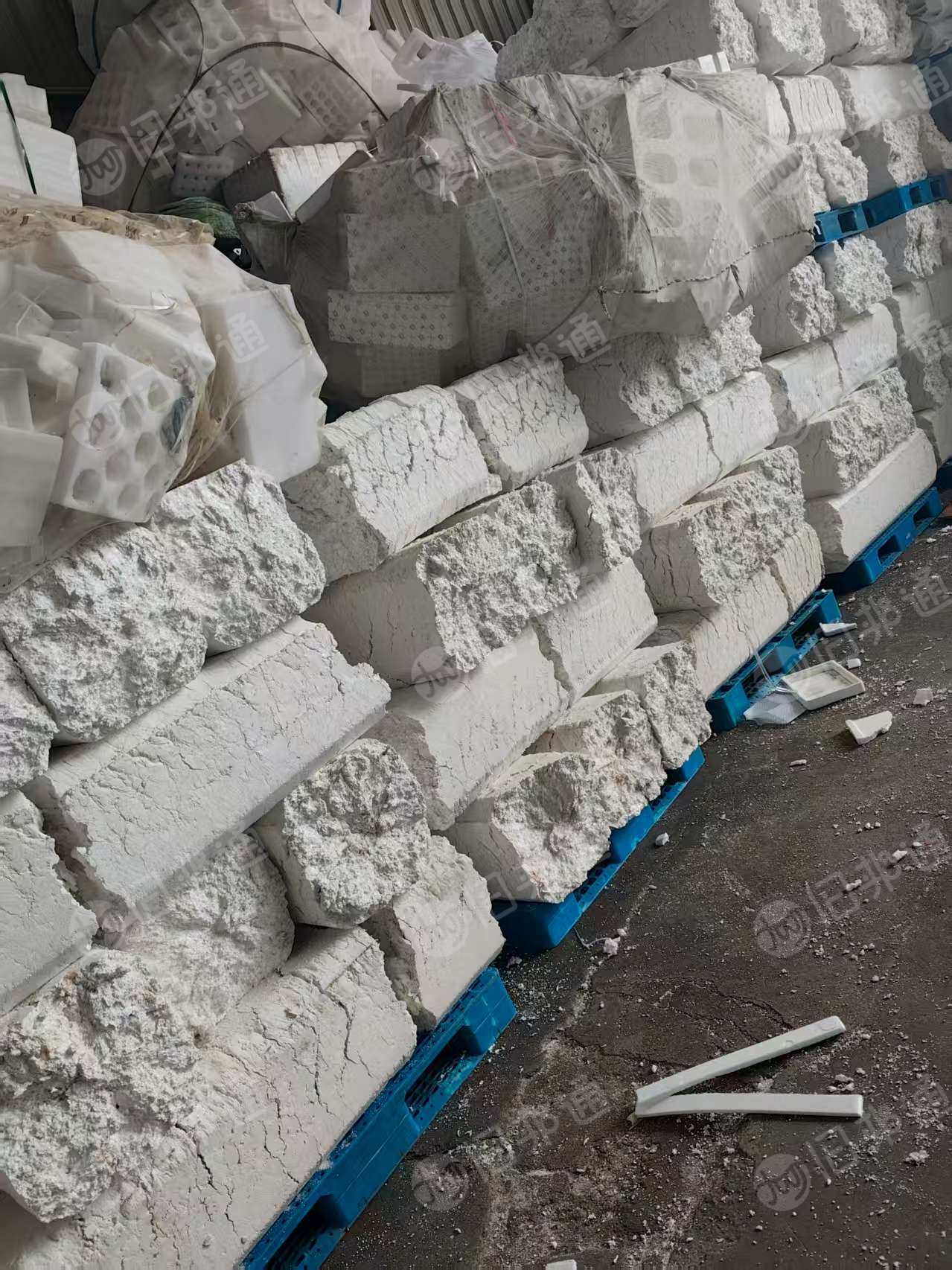 长期出售冷压块废料,厂料,社会料都有