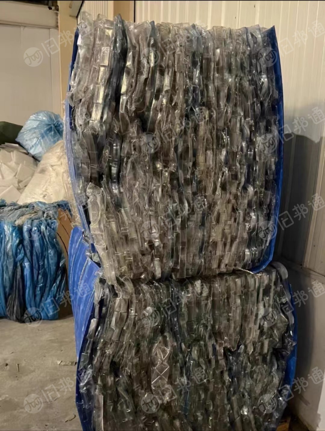 长期出售pvc吸塑盒废料，含少量pet，另外出售纯pet吸塑盒废料
