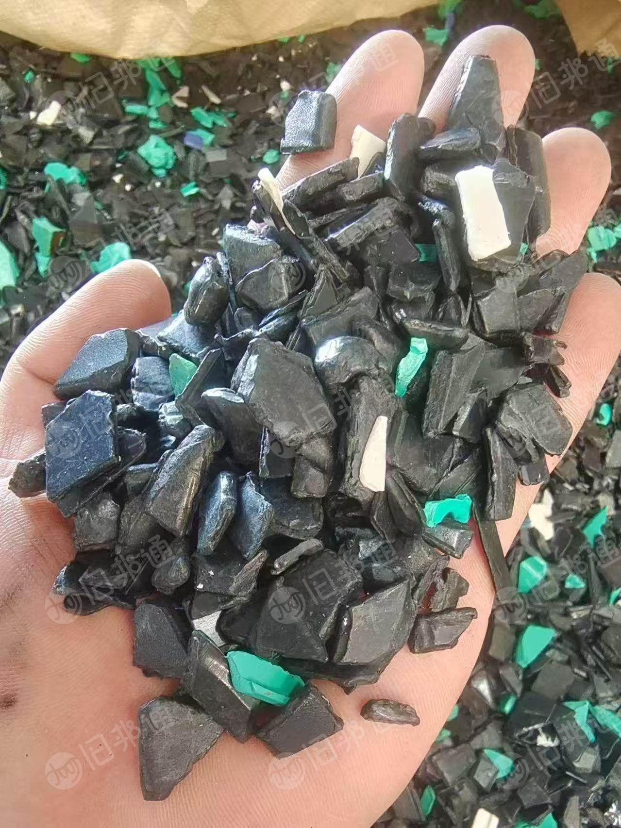 出售阻燃ABS破碎料，灰色冲击9-10 ,黑色冲击10-11