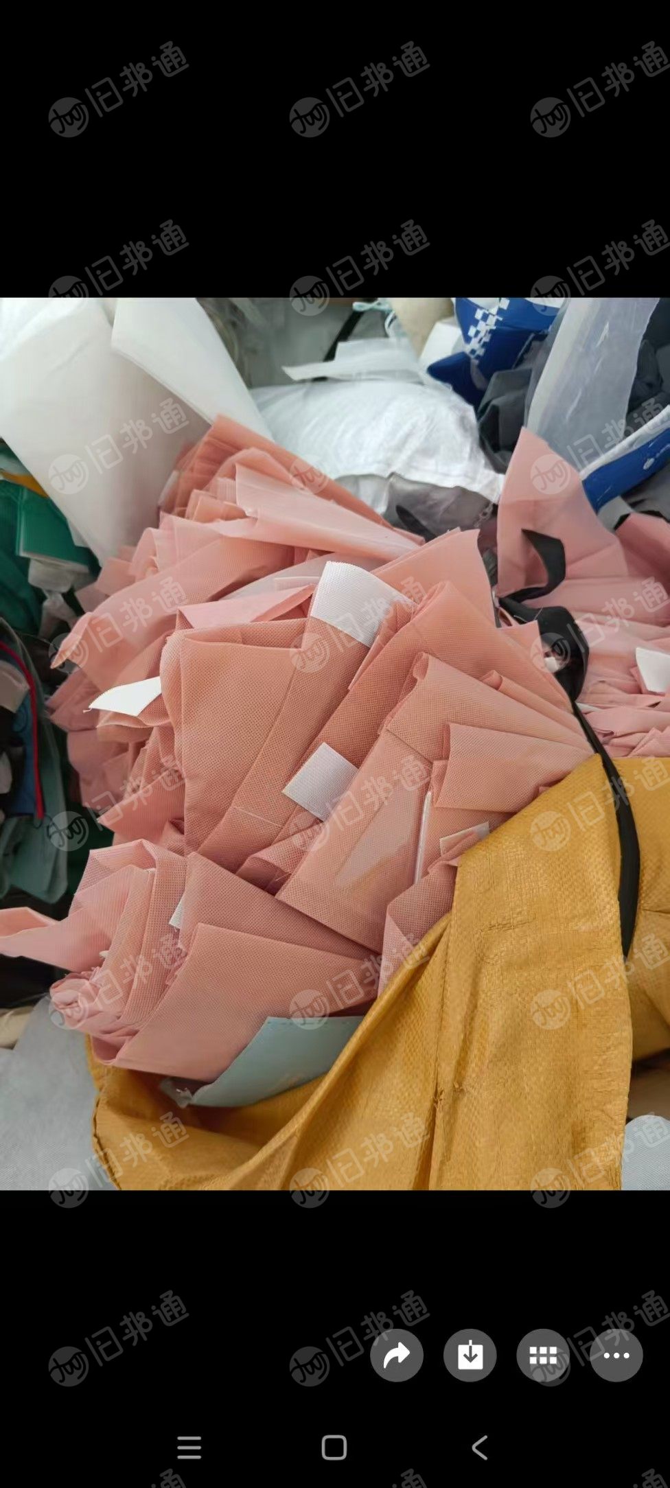 出售无纺布下脚料，三种统货出，月供3车九米六