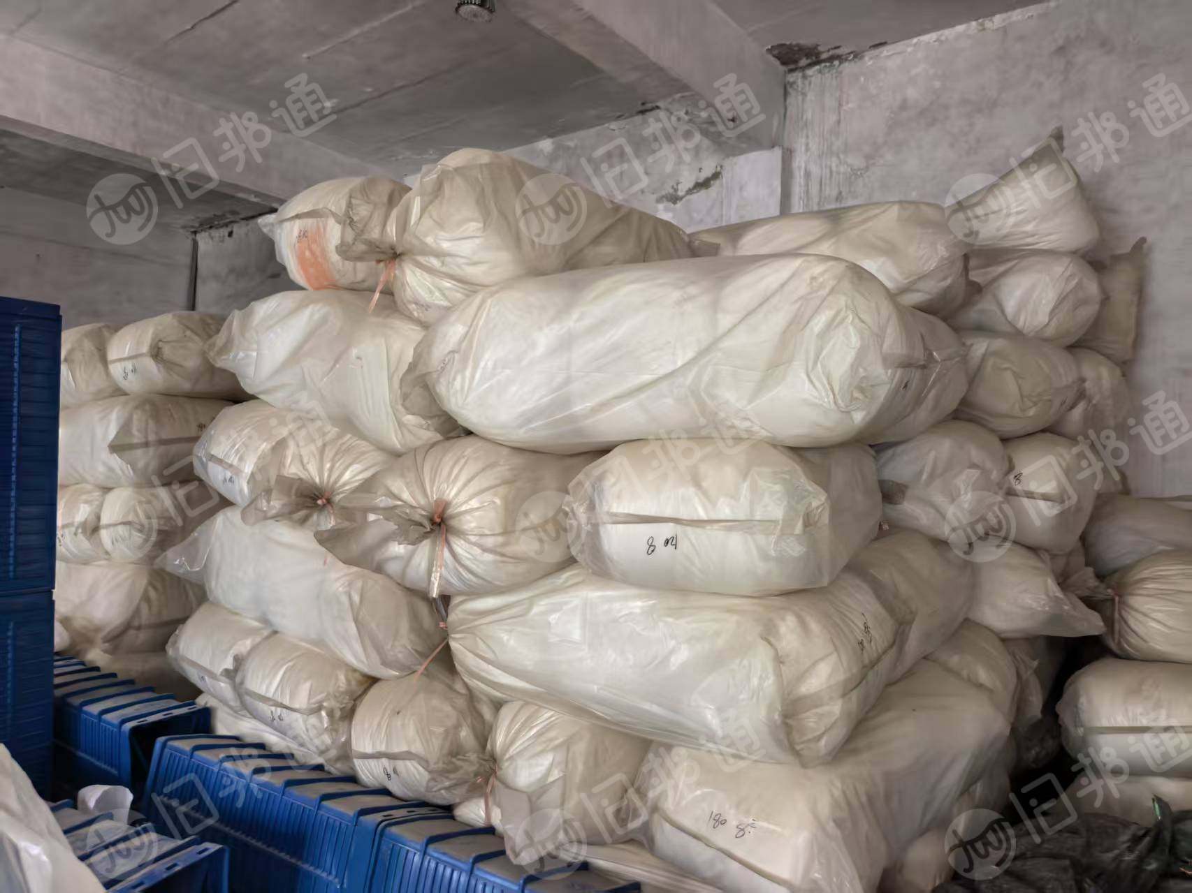 出售一批纯涤纶料，没有用过的