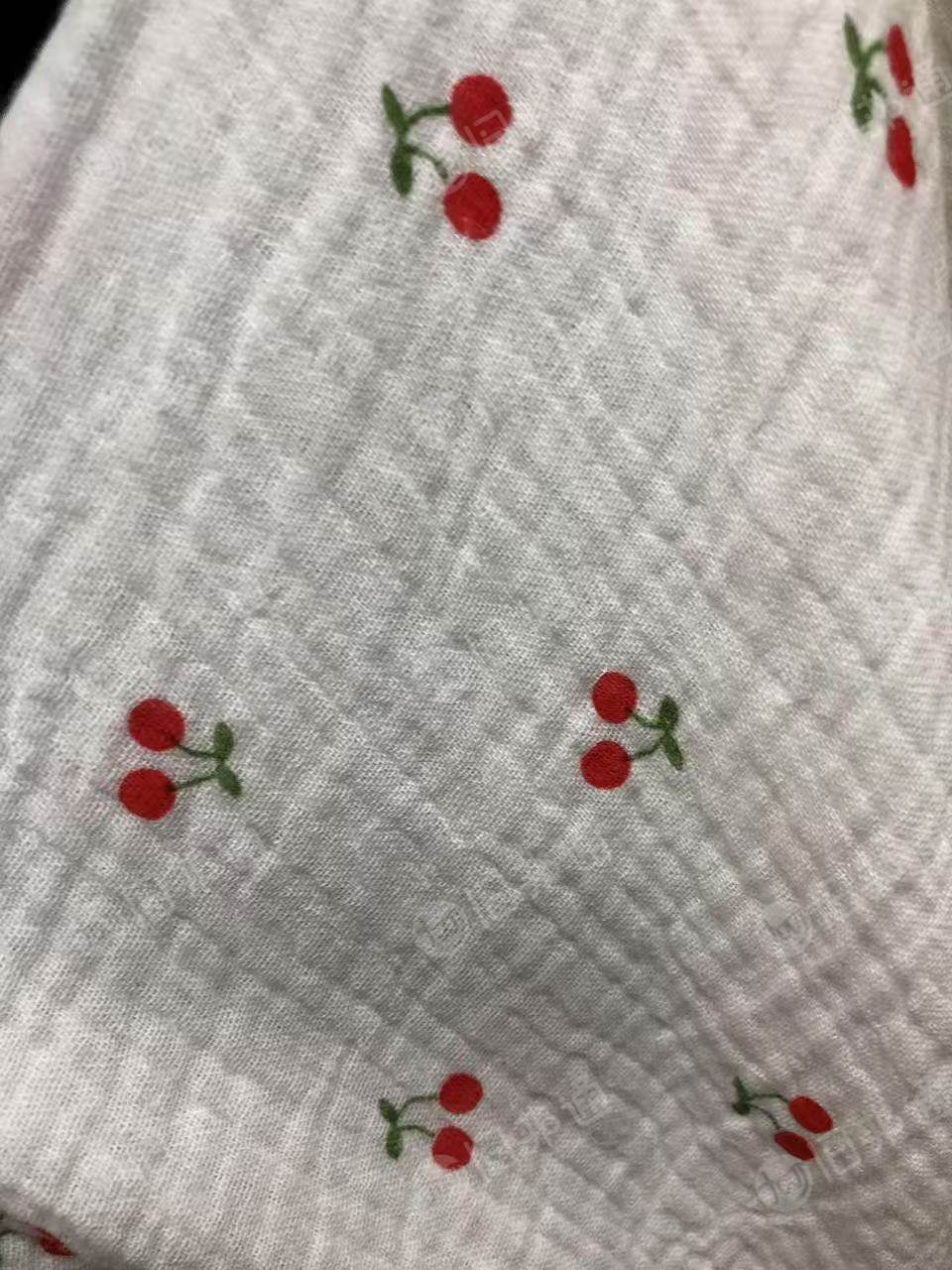 出售双层纱印花库存布,纱布,现货有4个柜,货在浙江绍兴