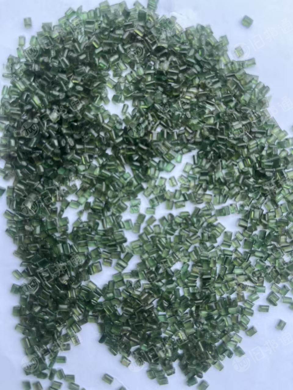 大量出售PC板材颗粒