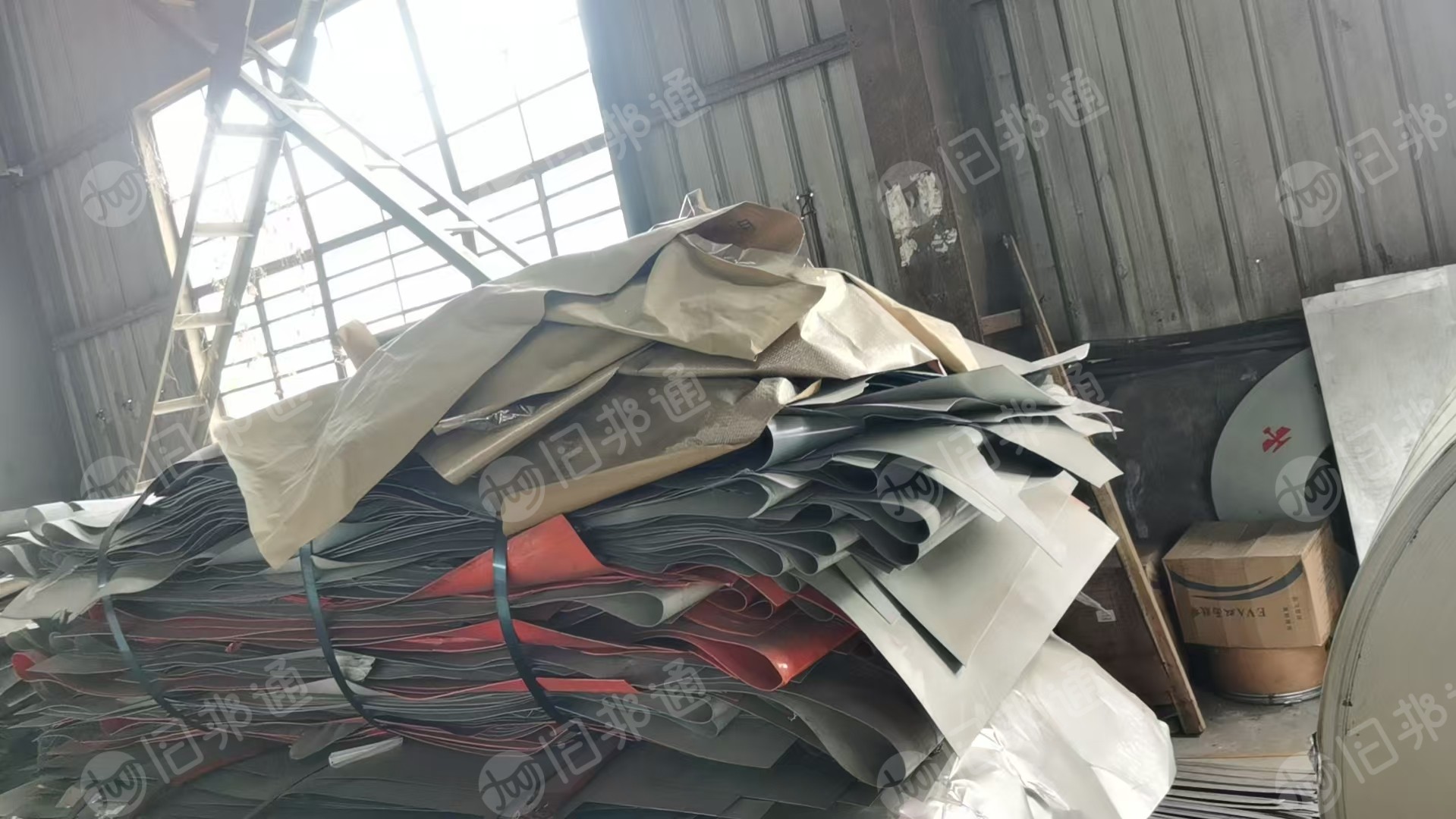 出售PE钢卷外包装皮毛料，月供百十吨