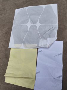 出售不干胶淋膜纸，黏一起未撕开