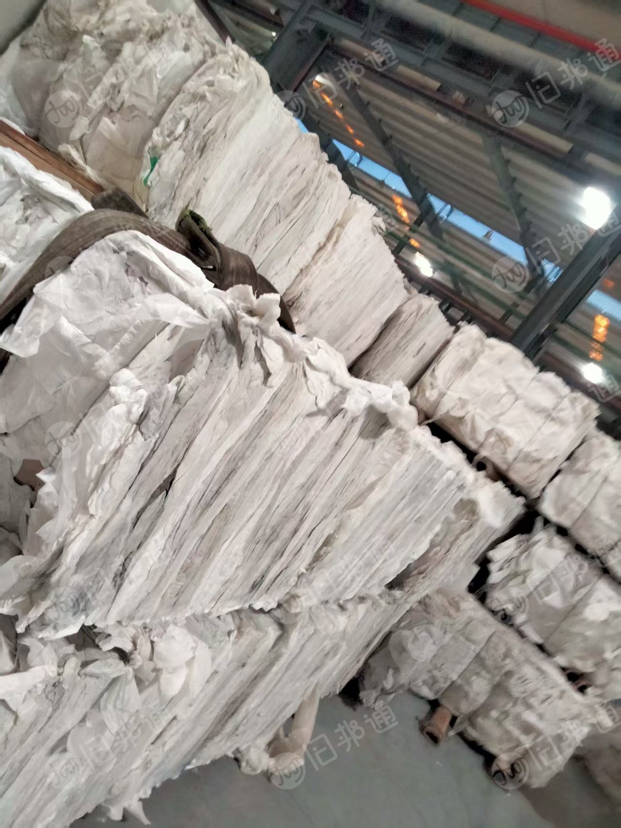 长期出售轻油不锈钢衬纸，卷筒和压包料都有