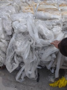 出售干造高压膜废料，90%缠绕膜废料，月供20吨