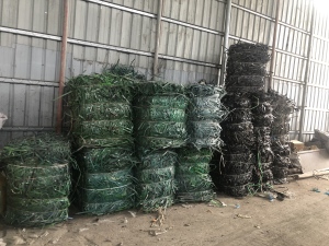 长期出售PET打包带毛料,绿色黑色都有