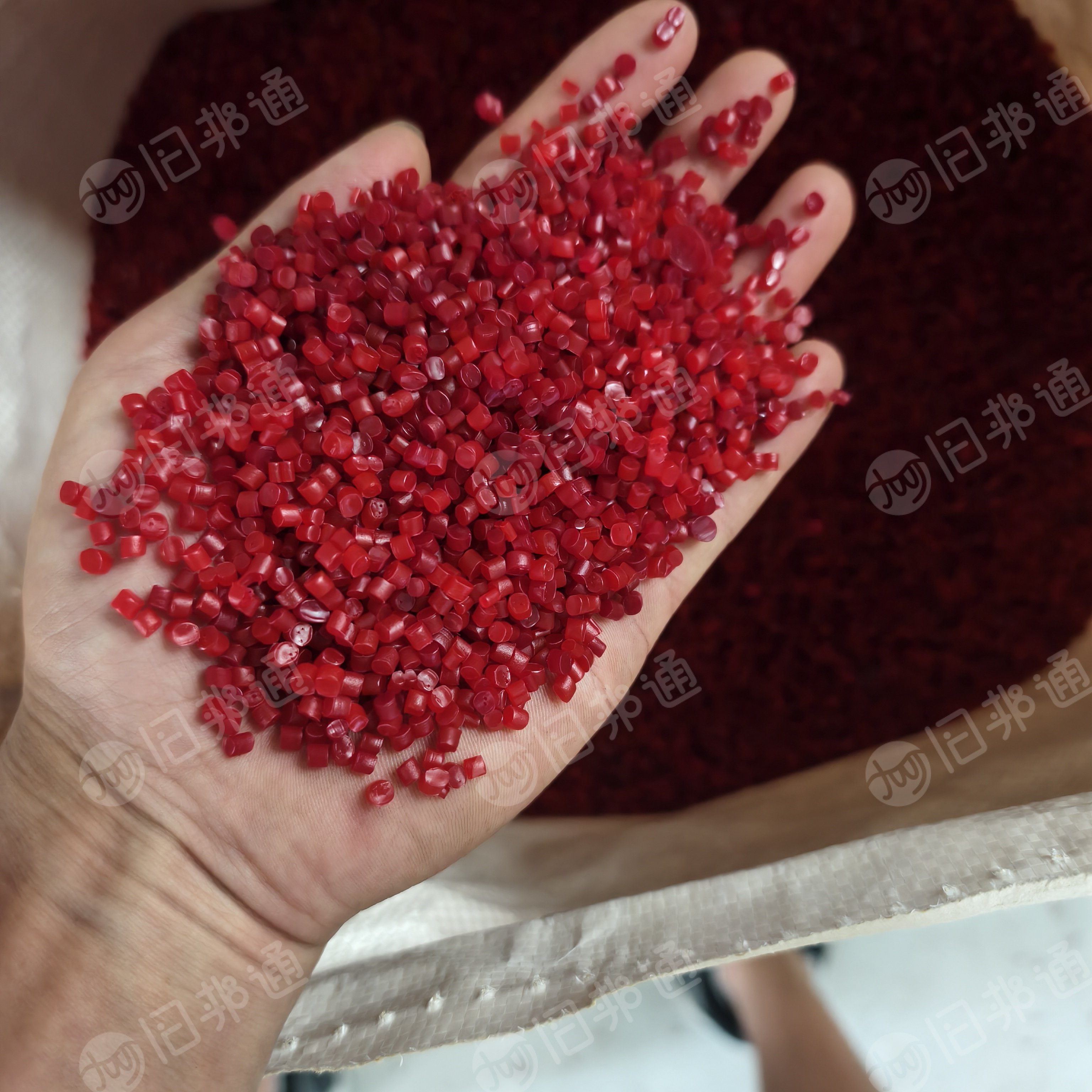 珍珠棉红色覆膜颗粒出售