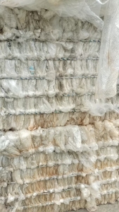 出售水洗高压膜废料，现货二十多吨，80%缠绕膜